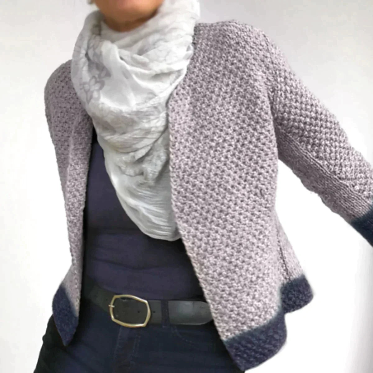 Women’s v-neck knitted sweater cardigan