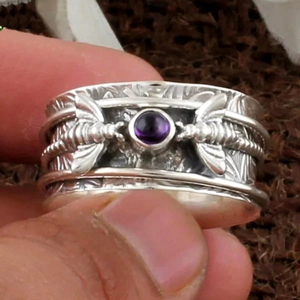 Engraved Nature-Inspired Gemstone Accent Ring