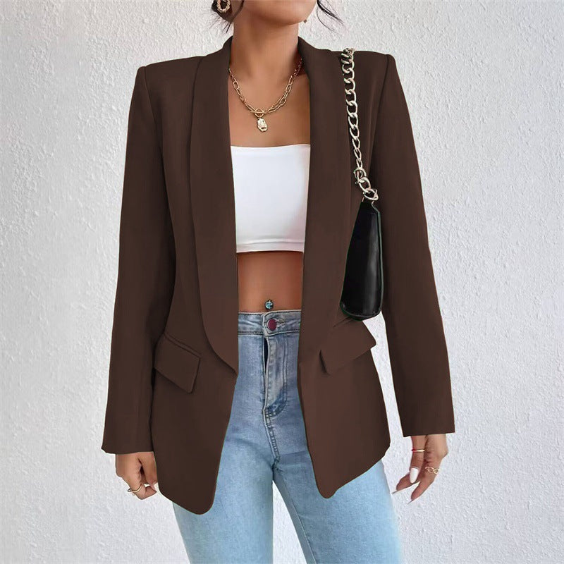 Single-button tailored blazer with flap pockets for women