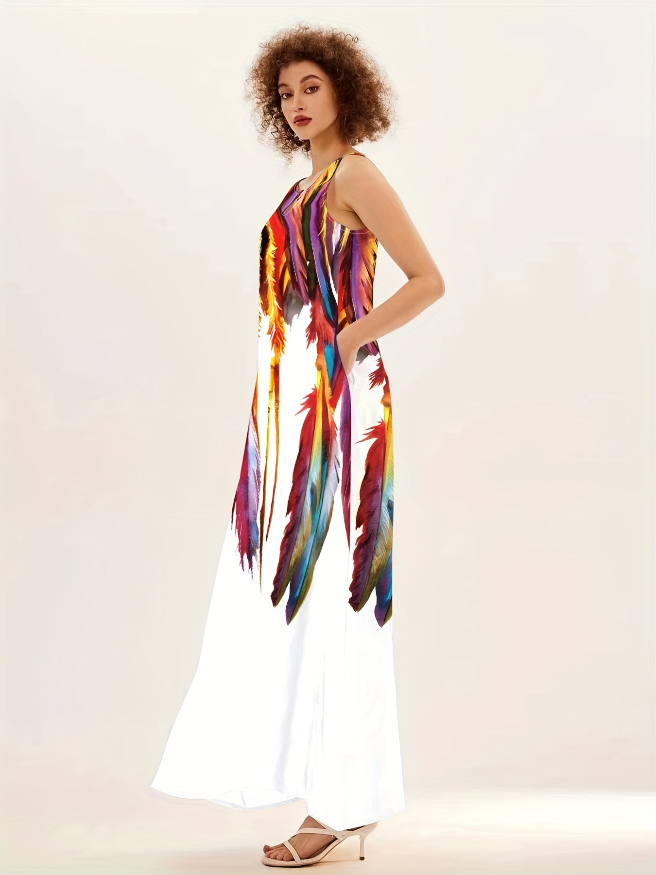 Long printed maxi dress with pockets and v-neck for women