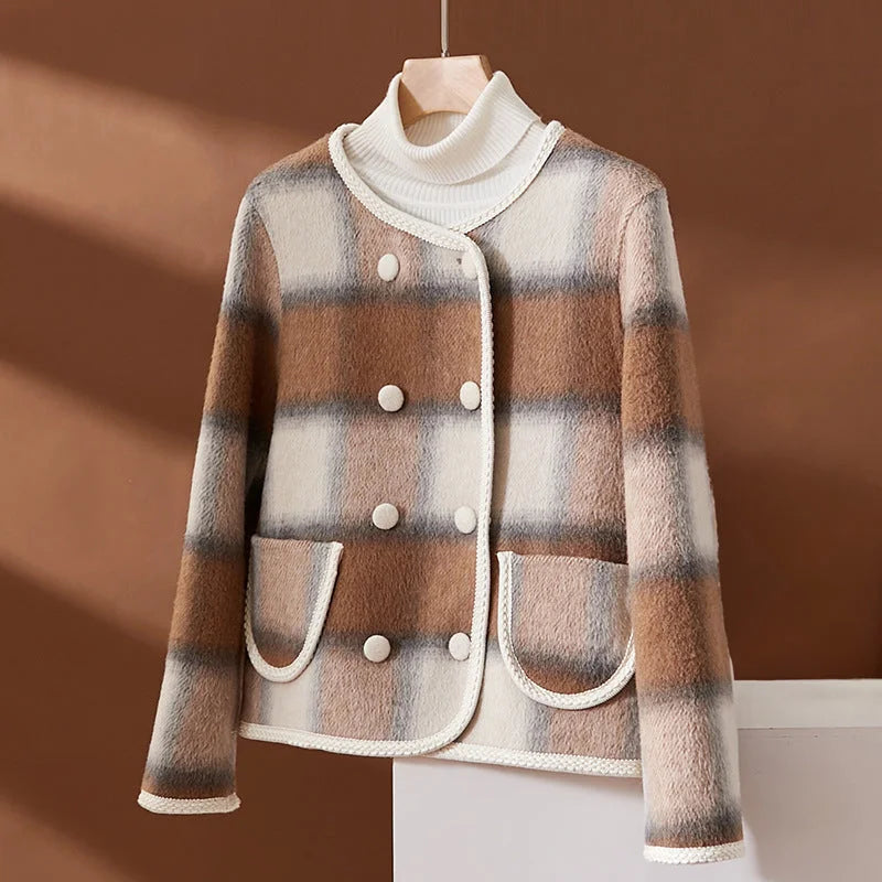 Women's checked stylish jacket with front pocket
