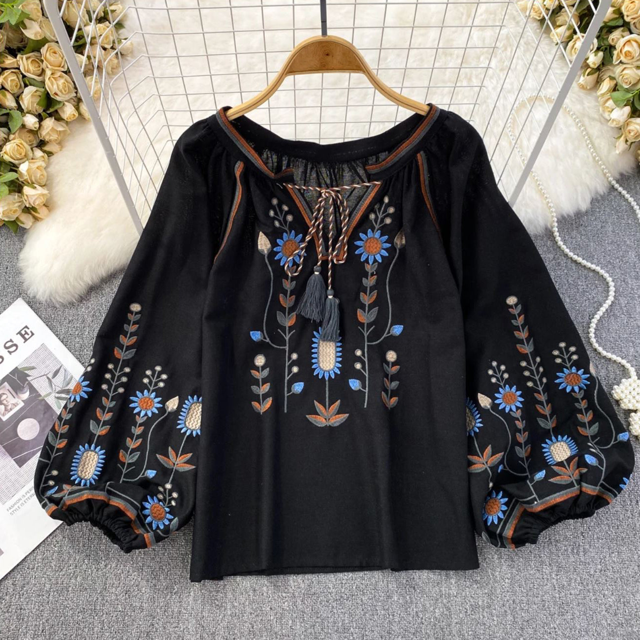 Women's retro loose boho tassel balloon sleeve round neck top