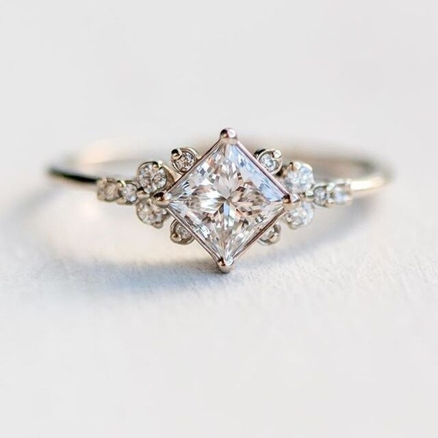 Luxury Zirconia Ring