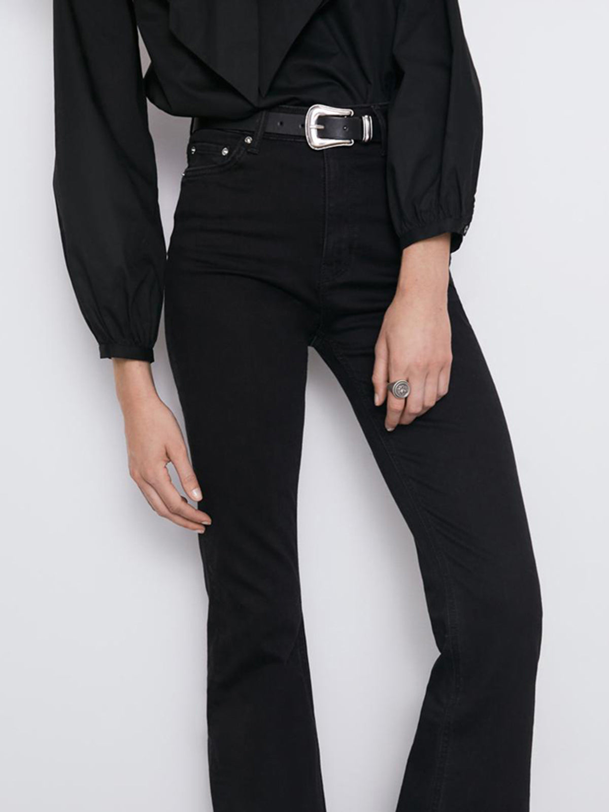 Essential Leather Tina Belt