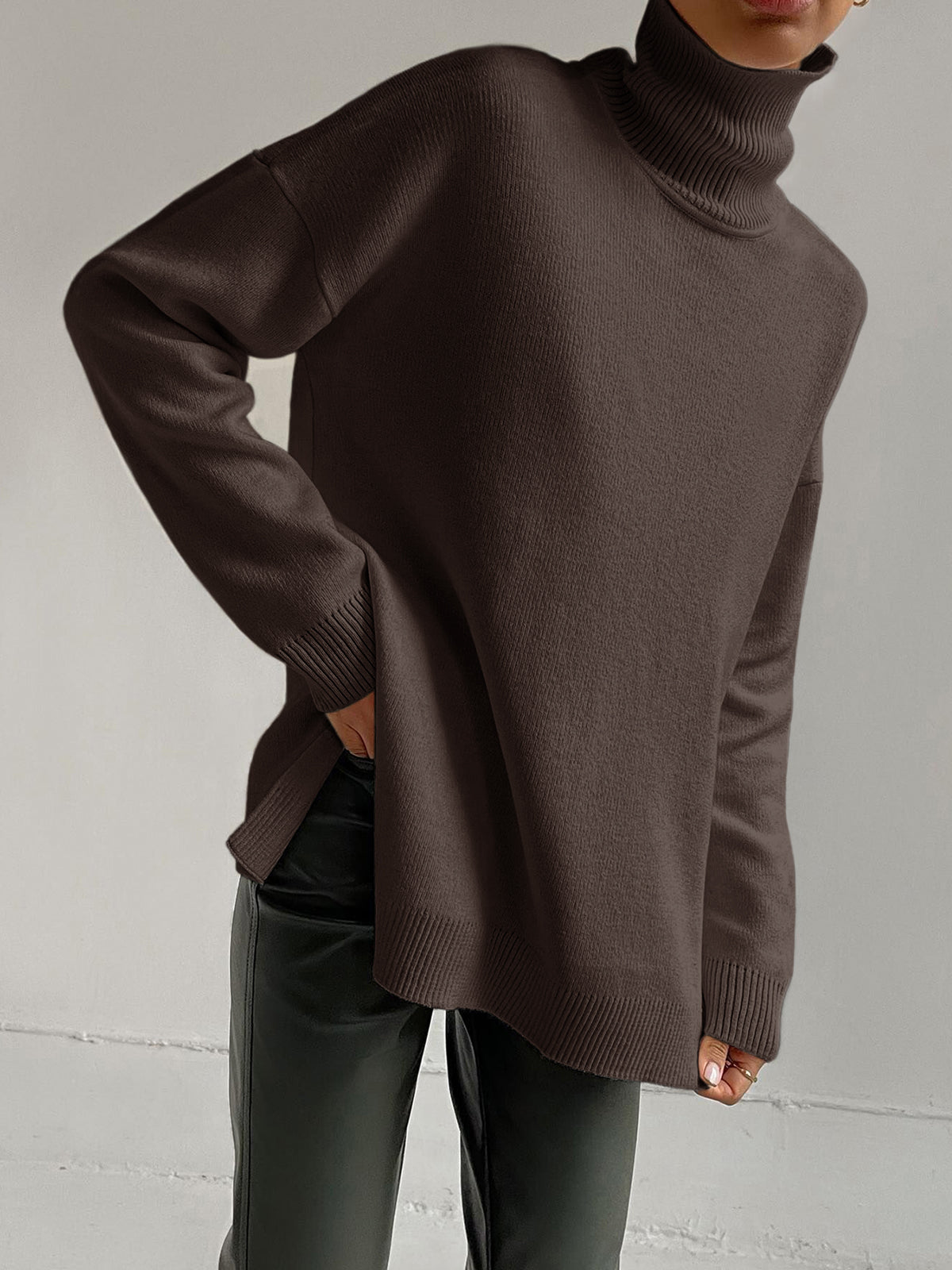 Women’s Turtleneck Sweater - Oversized Knit - Ribbed Cuffs & Hem - Soft & Warm