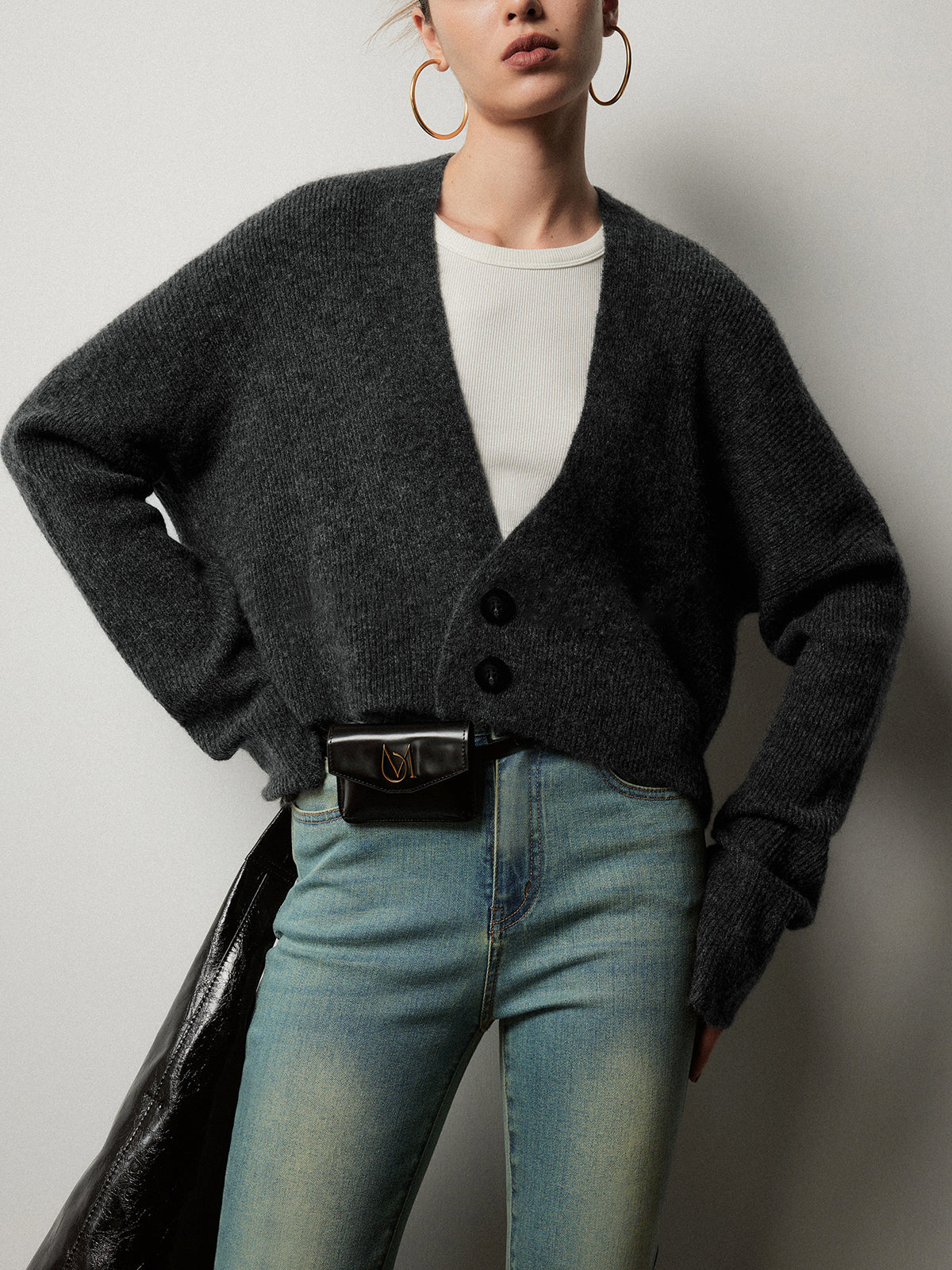 Women's Cropped Cardigan - Soft Knit - Oversized Fit - Button Front - V-Neck