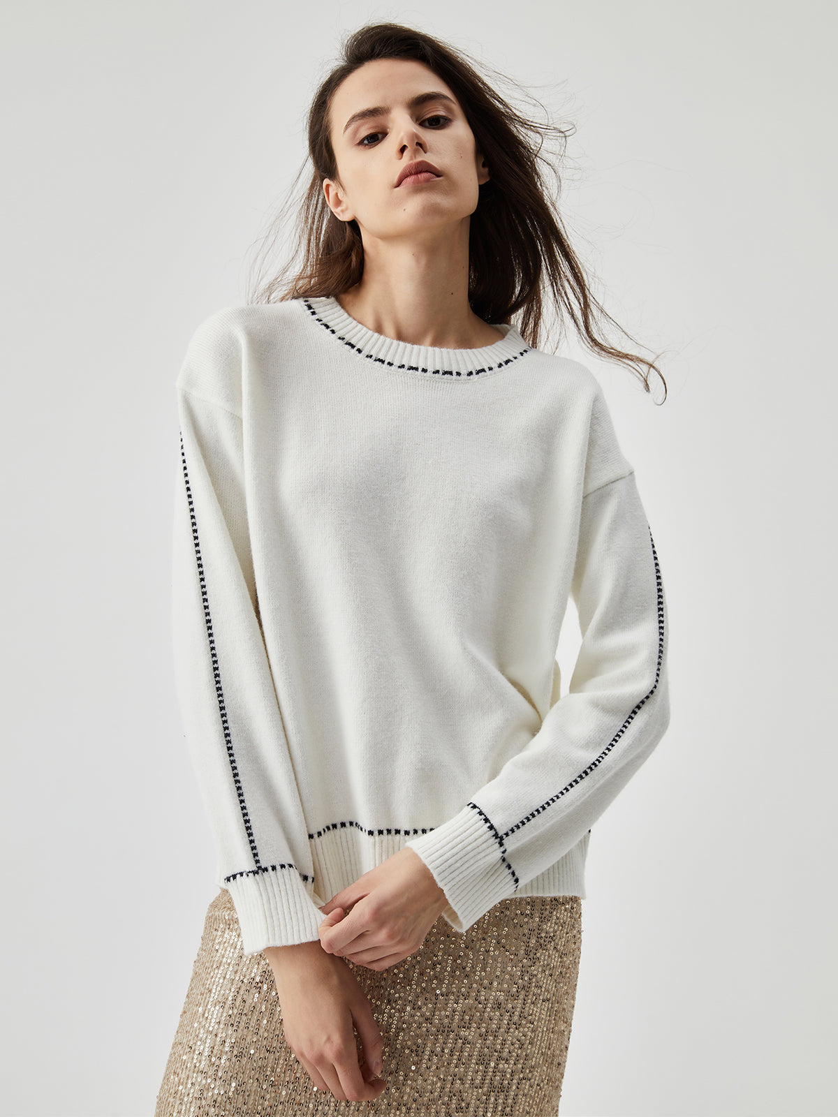 Women's knit contrast trim crew neck sweater