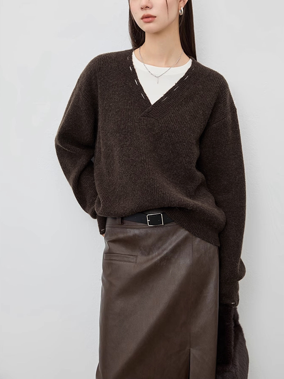 Solid cut out v-neck knit sweater for women