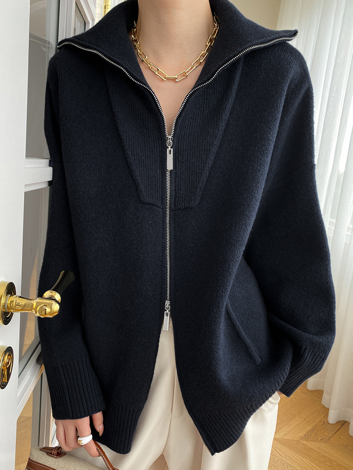 Women's oversized open collar cardigan with front pocket