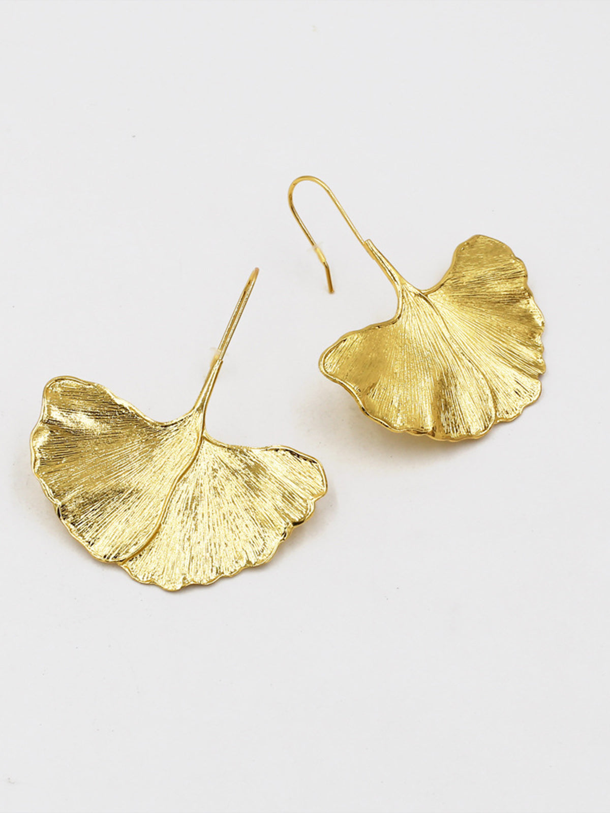 Lightweight Ginkgo Leaf Drop Earrings