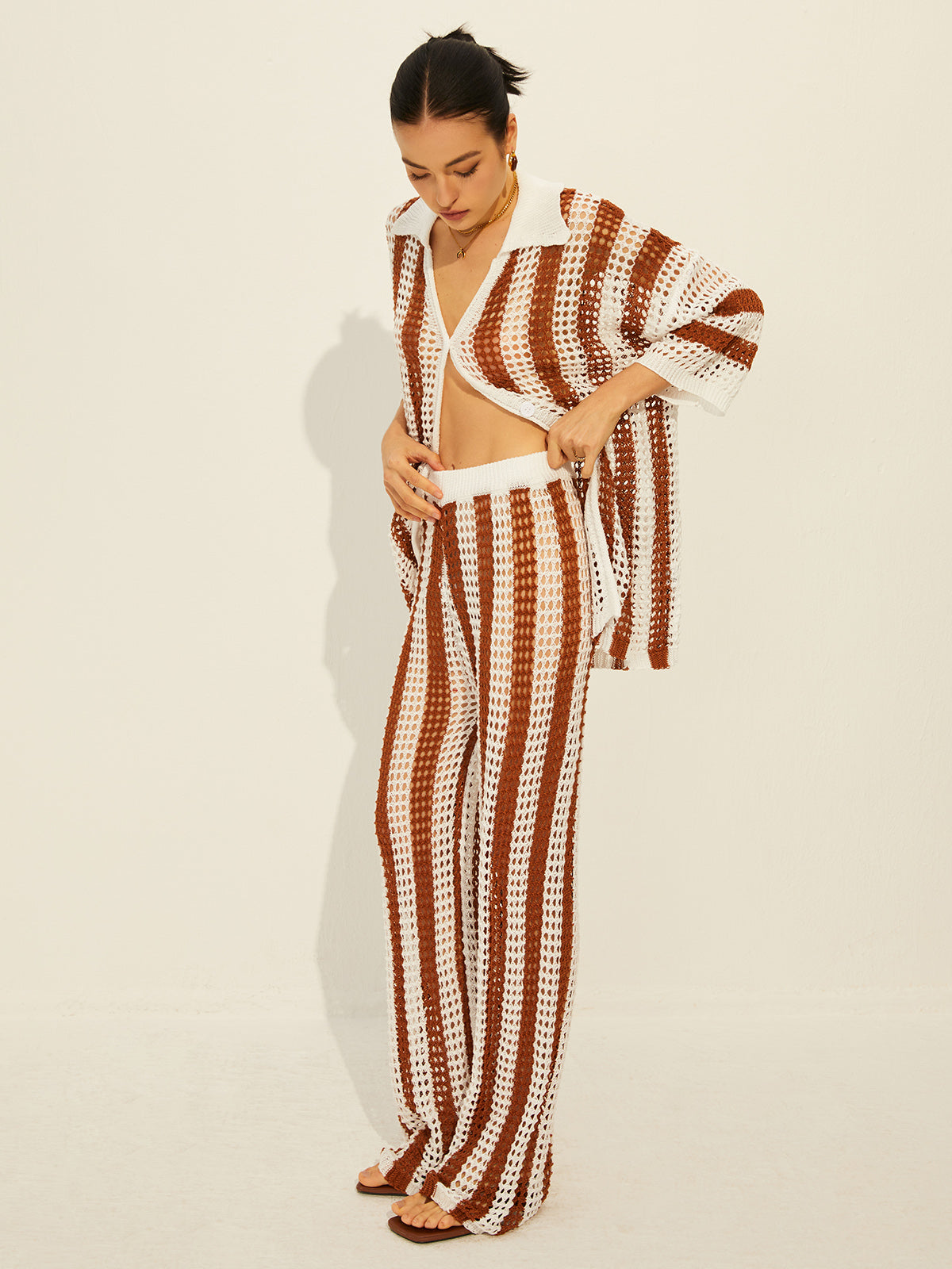 Women’s Crochet Knit Set – Relaxed Fit – Wide-Leg Pants – Breezy V-Neck Top