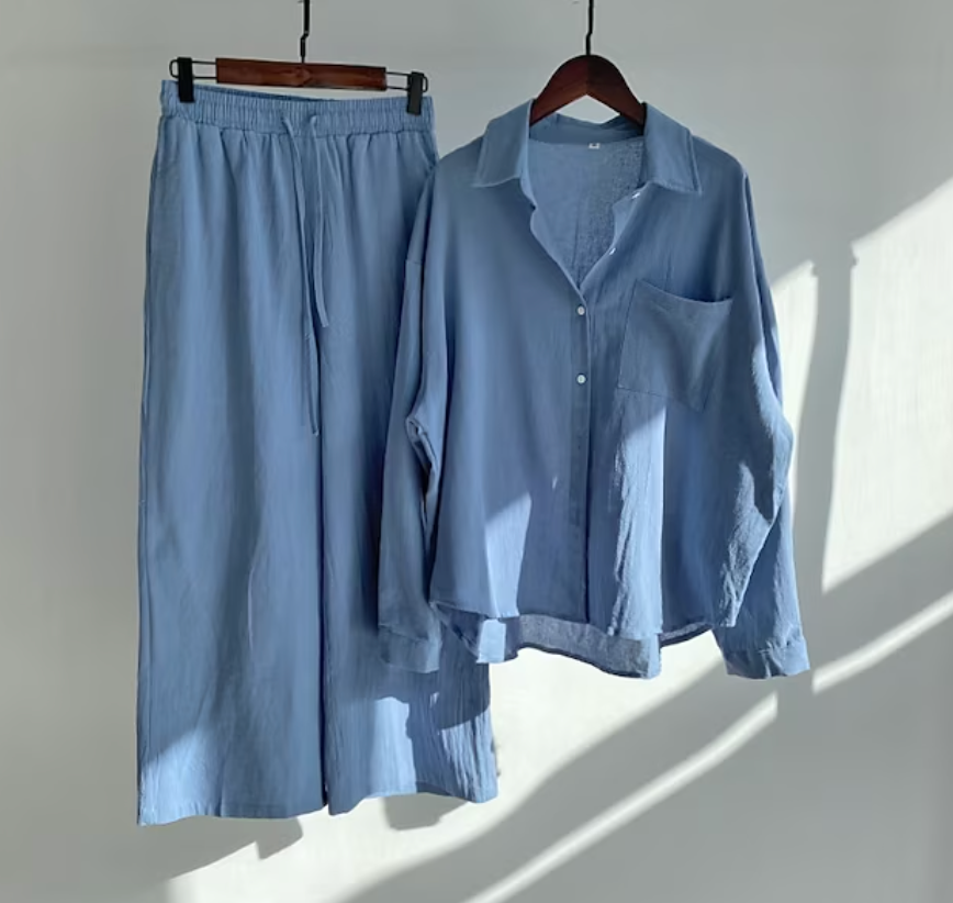 Women's stylish two-piece set