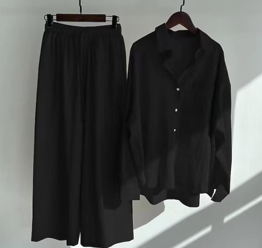 Women's stylish two-piece set