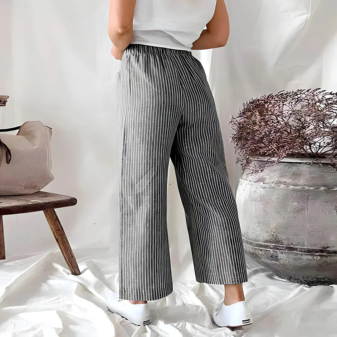 Women's Wide-Leg Pants - Elastic Waist - Relaxed Fit - With Pockets