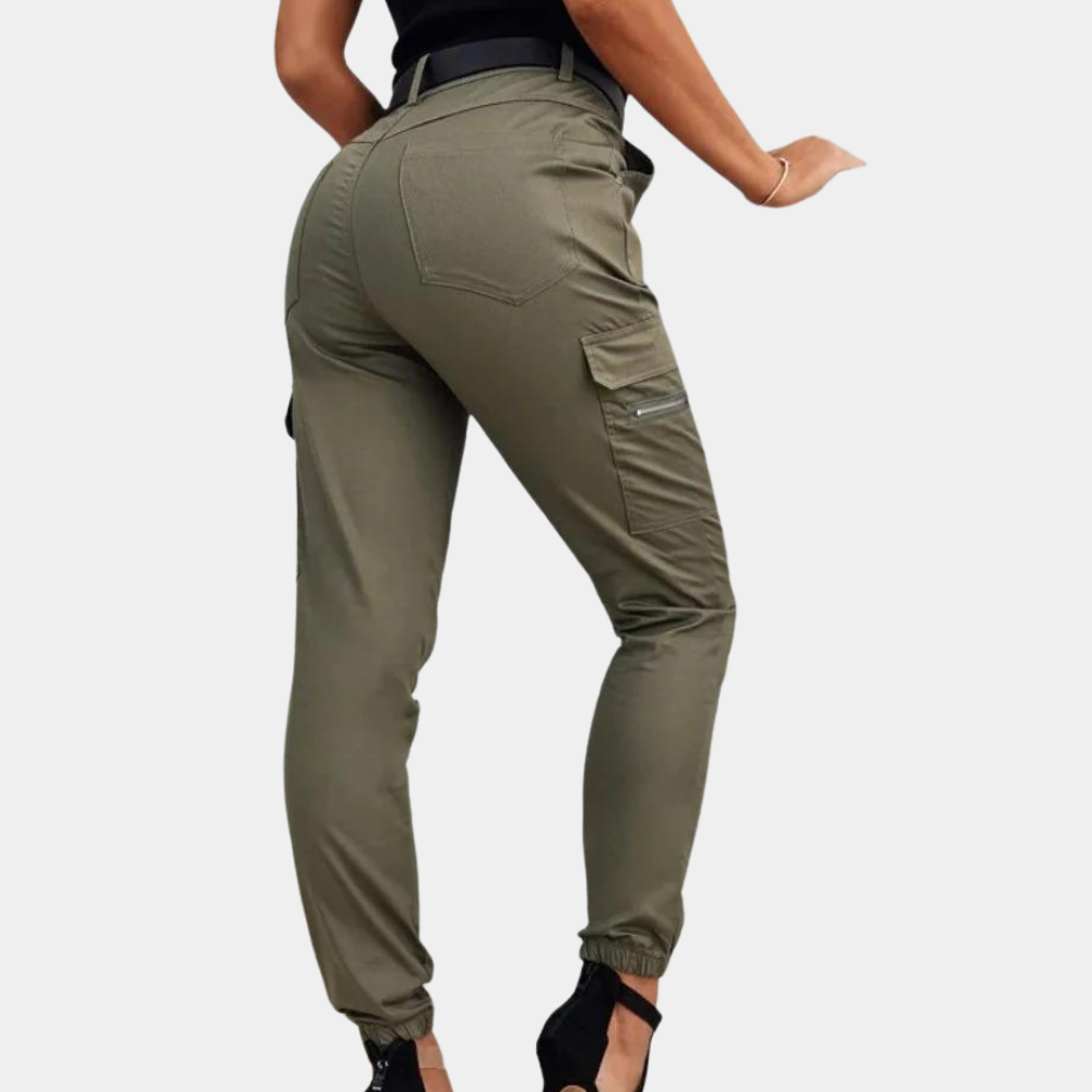 Women’s mid-waist trousers with button closure and cuffed pockets