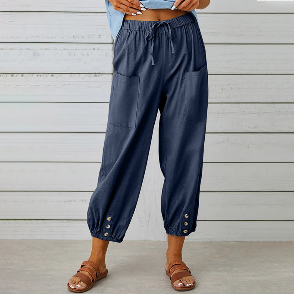 Women's Cropped Pants - Loose Fit - Elastic Waist with Drawstring - Pocket Detail