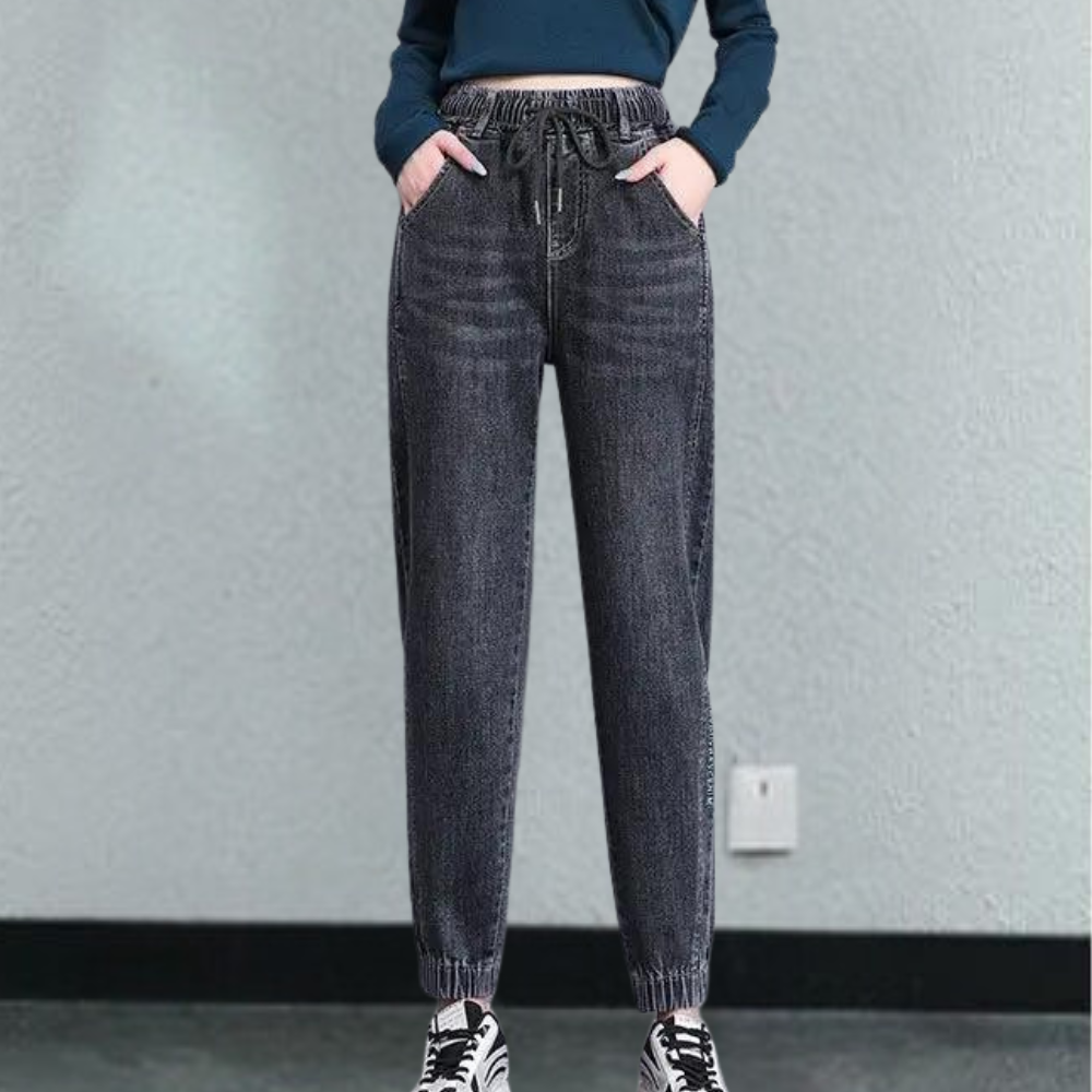 Harem pants with slim waist and cuff design for women
