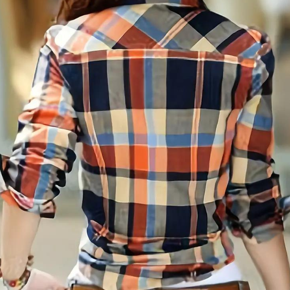 Women's plaid long sleeve shirt