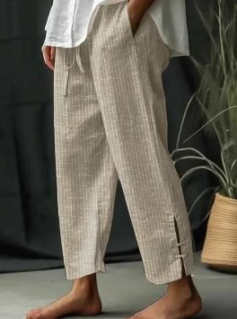 Women's Cropped Pants - Relaxed Fit - Elastic Waist - Lightweight & Breathable