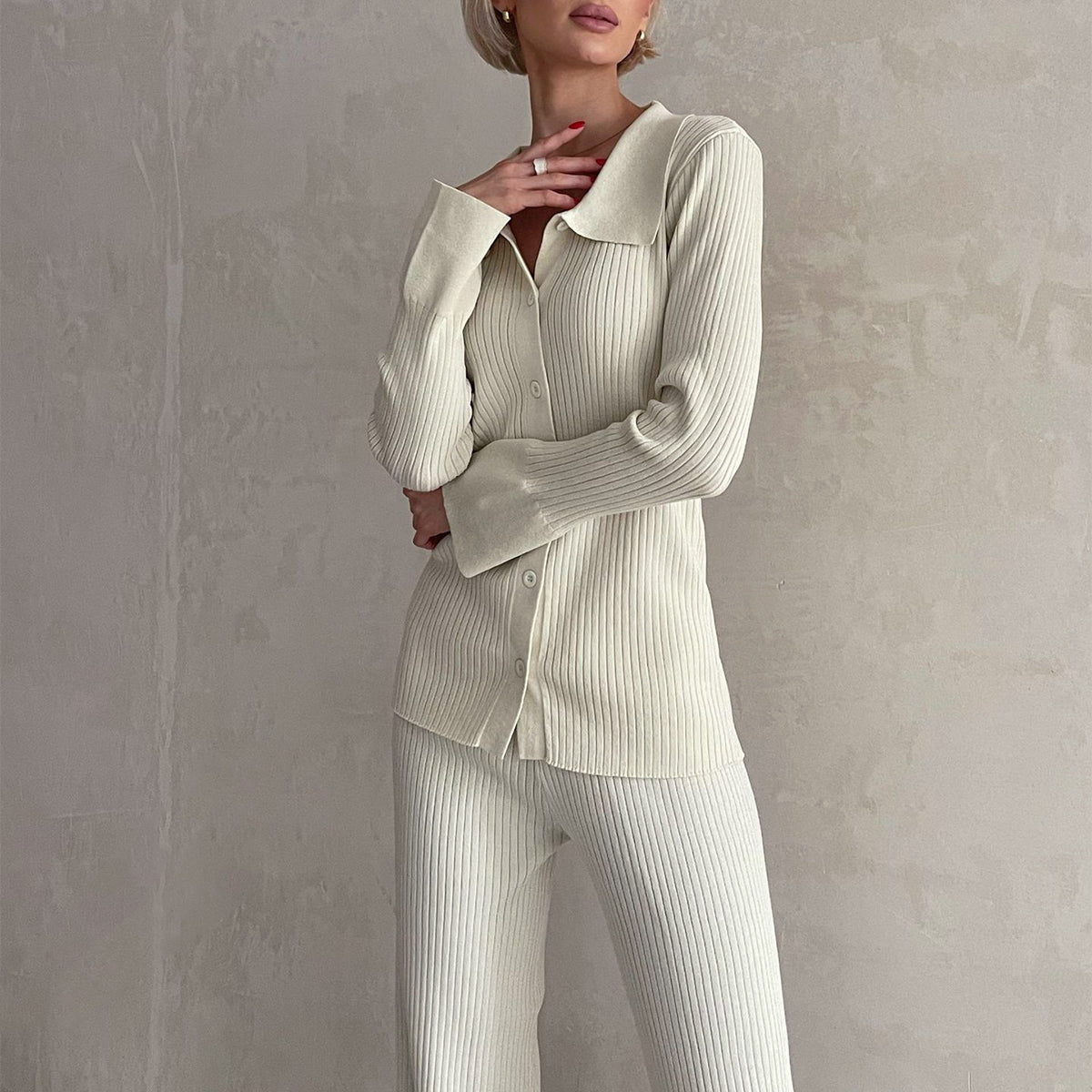 Women's button-down collar sweater and wide-leg two-piece knit set