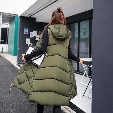 Women’s long puffer jacket