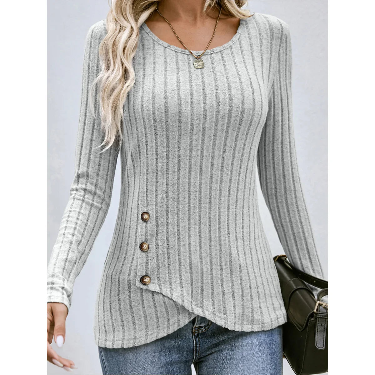 Women's fitted long-sleeve round neck top