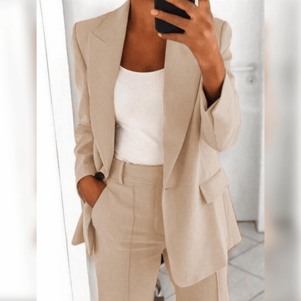 Women’s Suit Set - Tailored Blazer and High-Waisted Trousers - Structured Fit - Notched Lapels