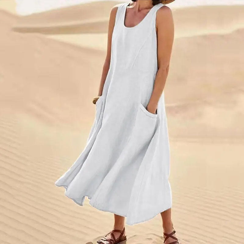 Women's Maxi Dress - Sleeveless A-Line - Scoop Neck - Flowing Casual Fit with Pockets