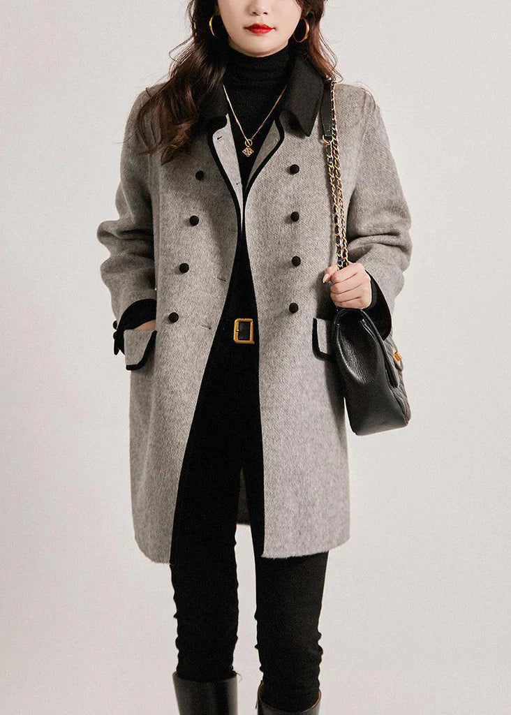 Women’s Wool Coat – Double-Breasted – Relaxed Fit – Mid-Thigh Length – Notched Collar