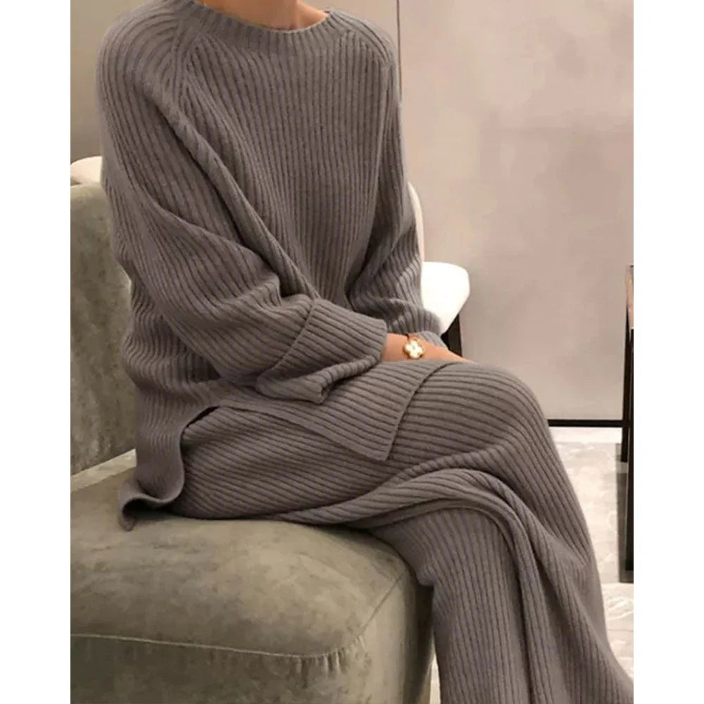 Women's cozy long sleeve top and pants knit set