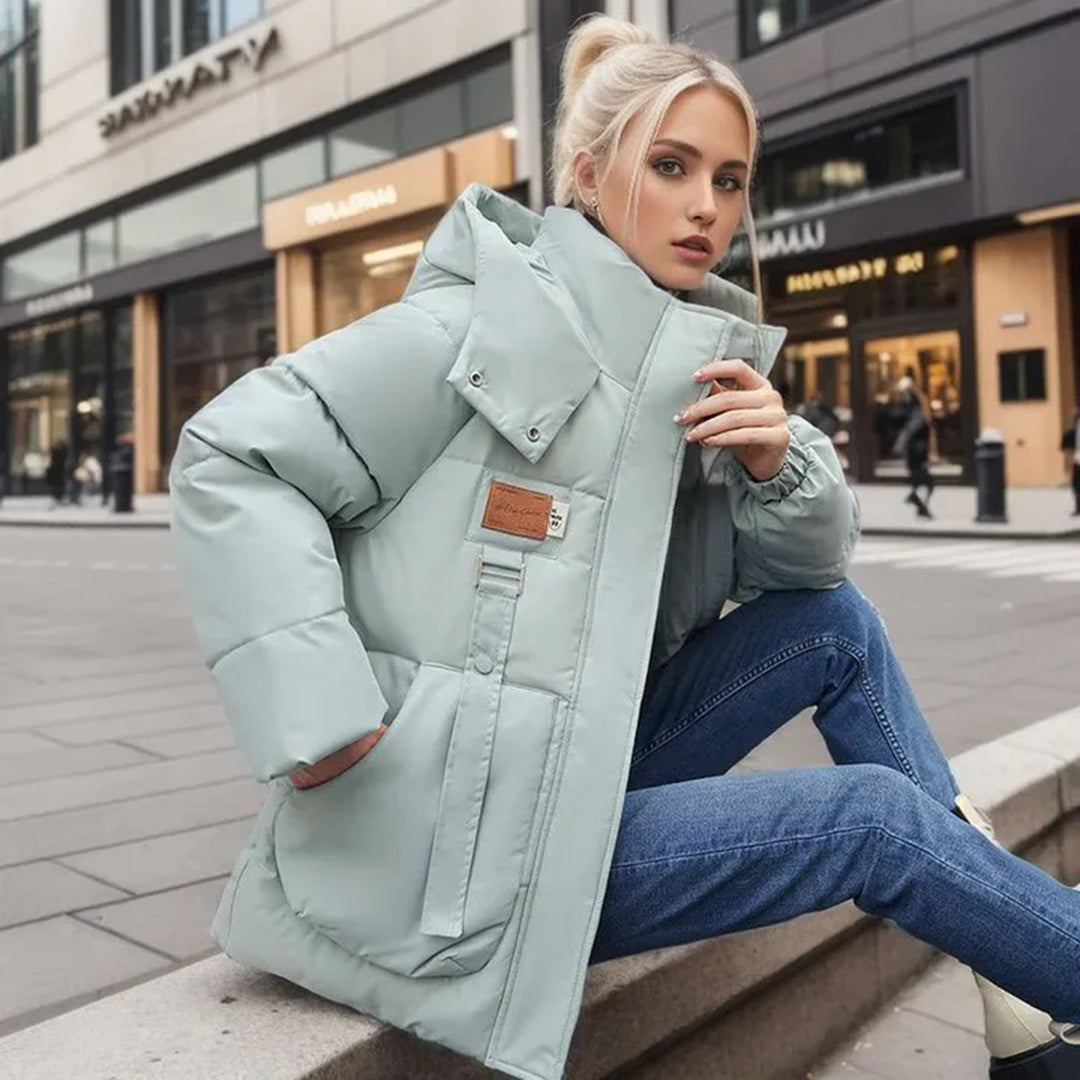 Women's short hooded down cotton jacket for winter