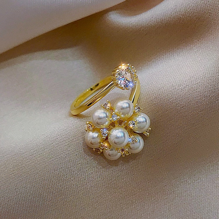 Elegant Pearl Adjustable Fit Ring