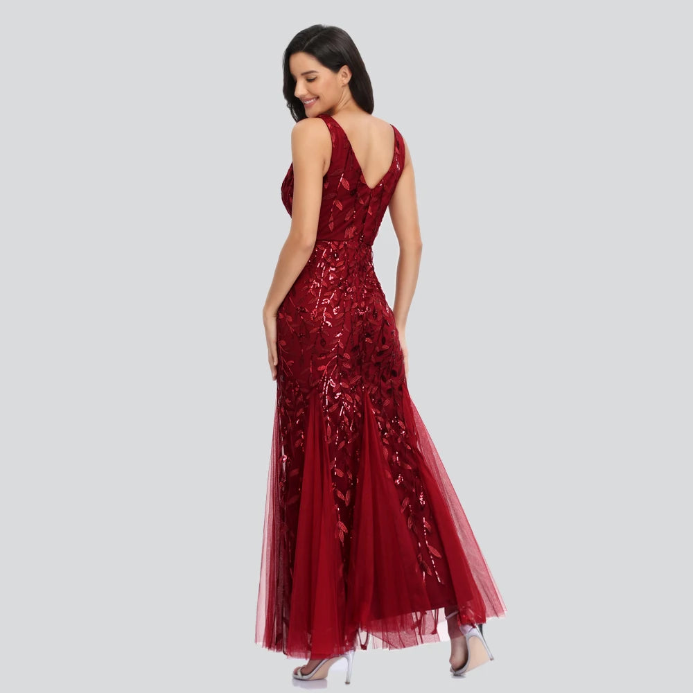 Slim elegant V-neck sleeveless evening dress for women