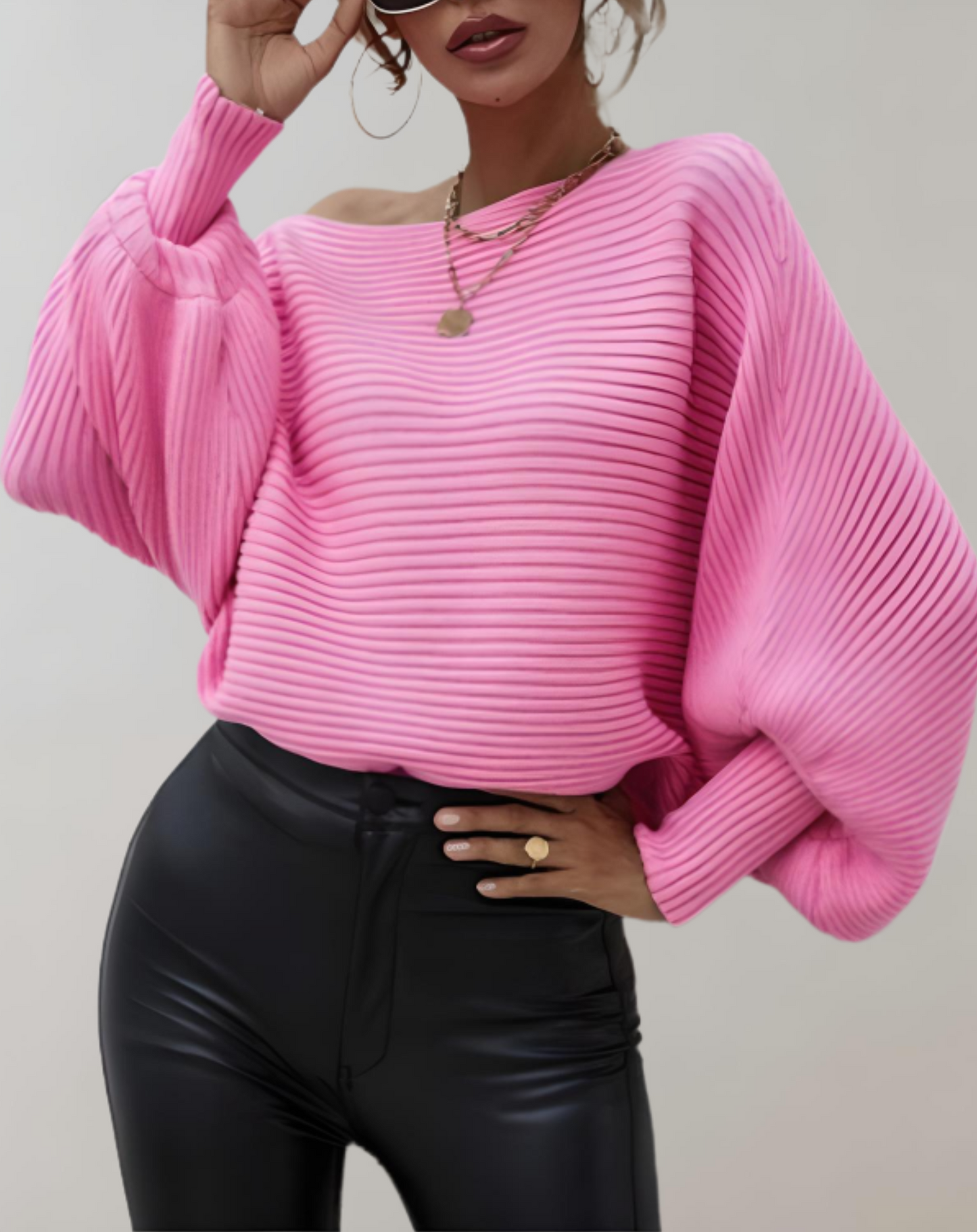 Women’s elegant sweater with puff sleeves