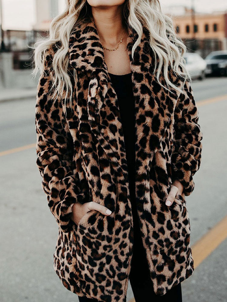 Sienna - leopard print coat with lapels and pockets