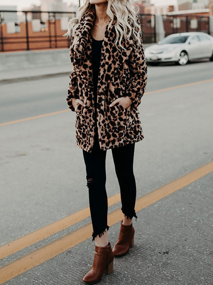 Sienna - leopard print coat with lapels and pockets