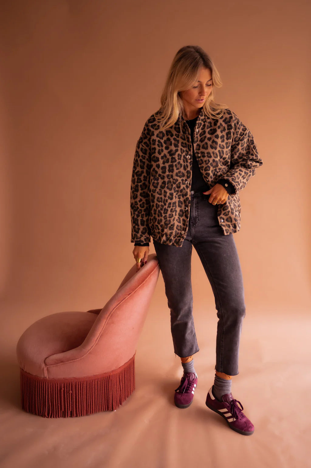 Women’s Bomber Jacket – Faux Fur – Relaxed Fit – Leopard Print – Snap Closure