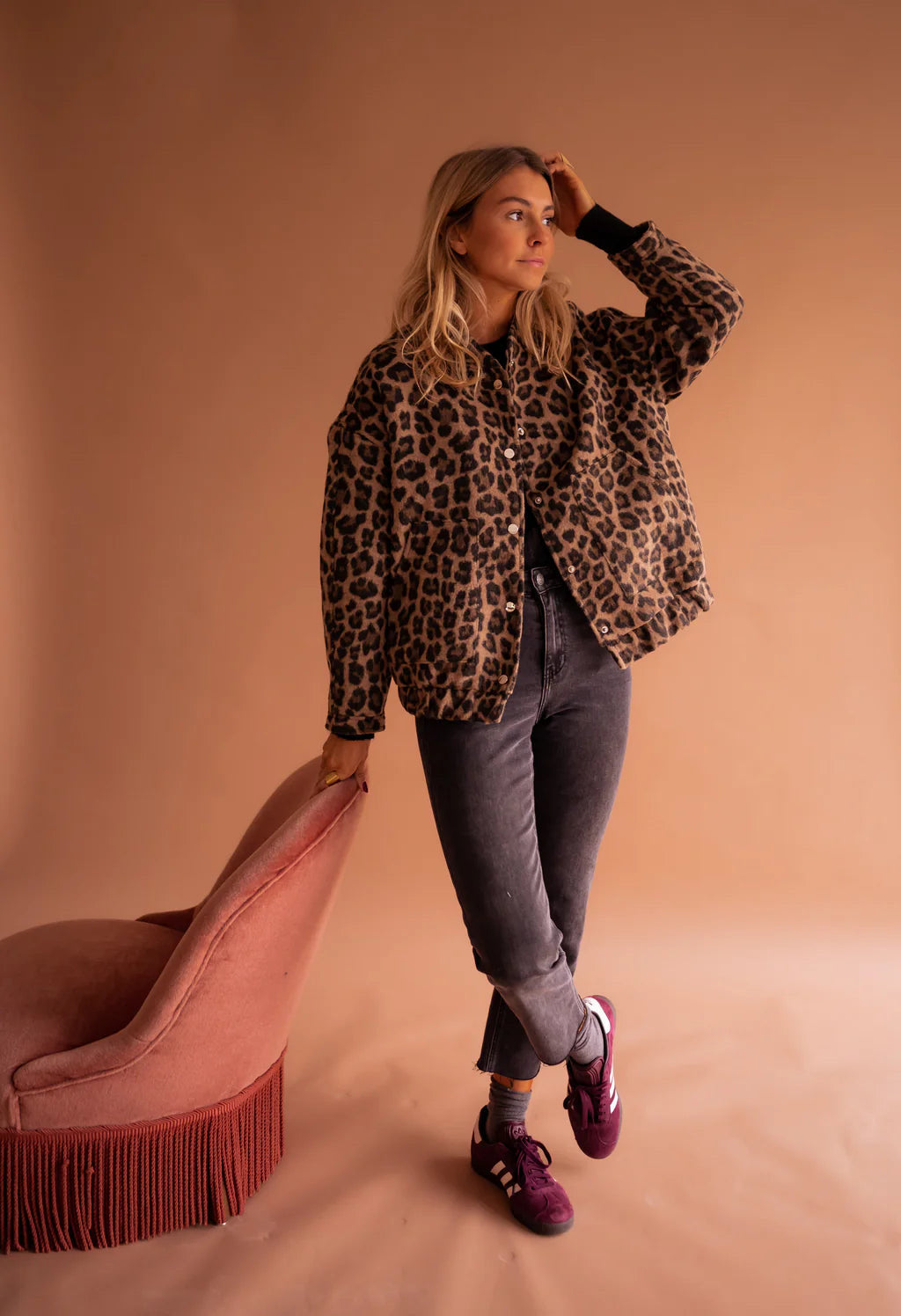 Women’s Bomber Jacket – Faux Fur – Relaxed Fit – Leopard Print – Snap Closure