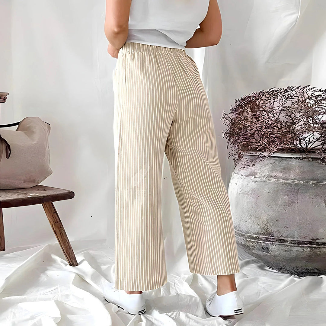 Women's Wide-Leg Pants - Elastic Waist - Relaxed Fit - With Pockets