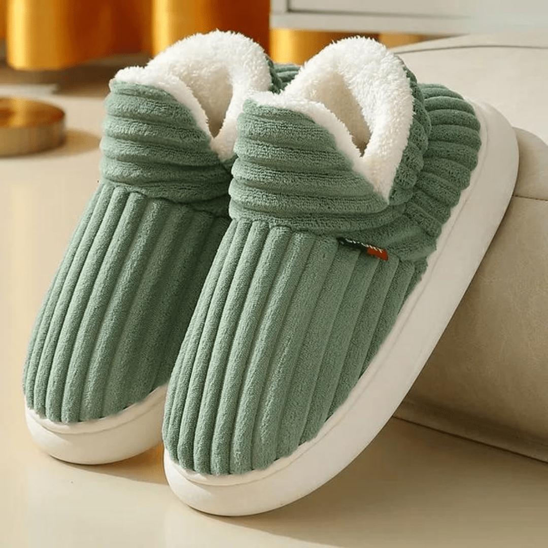 Women's winter furry slippers with thick soles