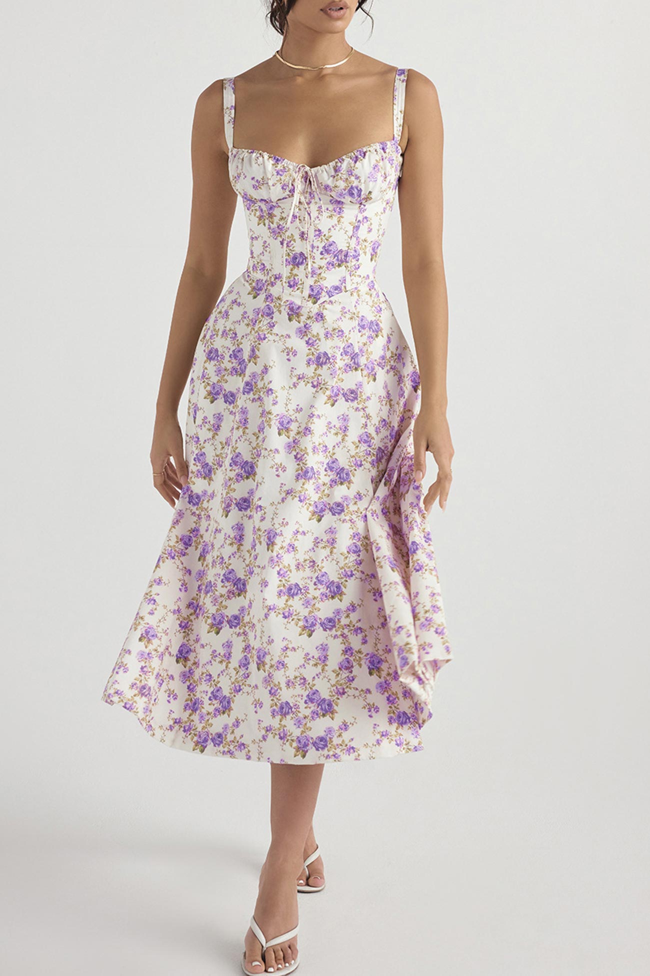 Elegant Sleeveless Fitted Midi Dress