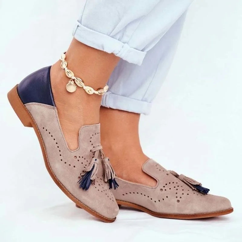 Sienna - two-colored loafers with tassels