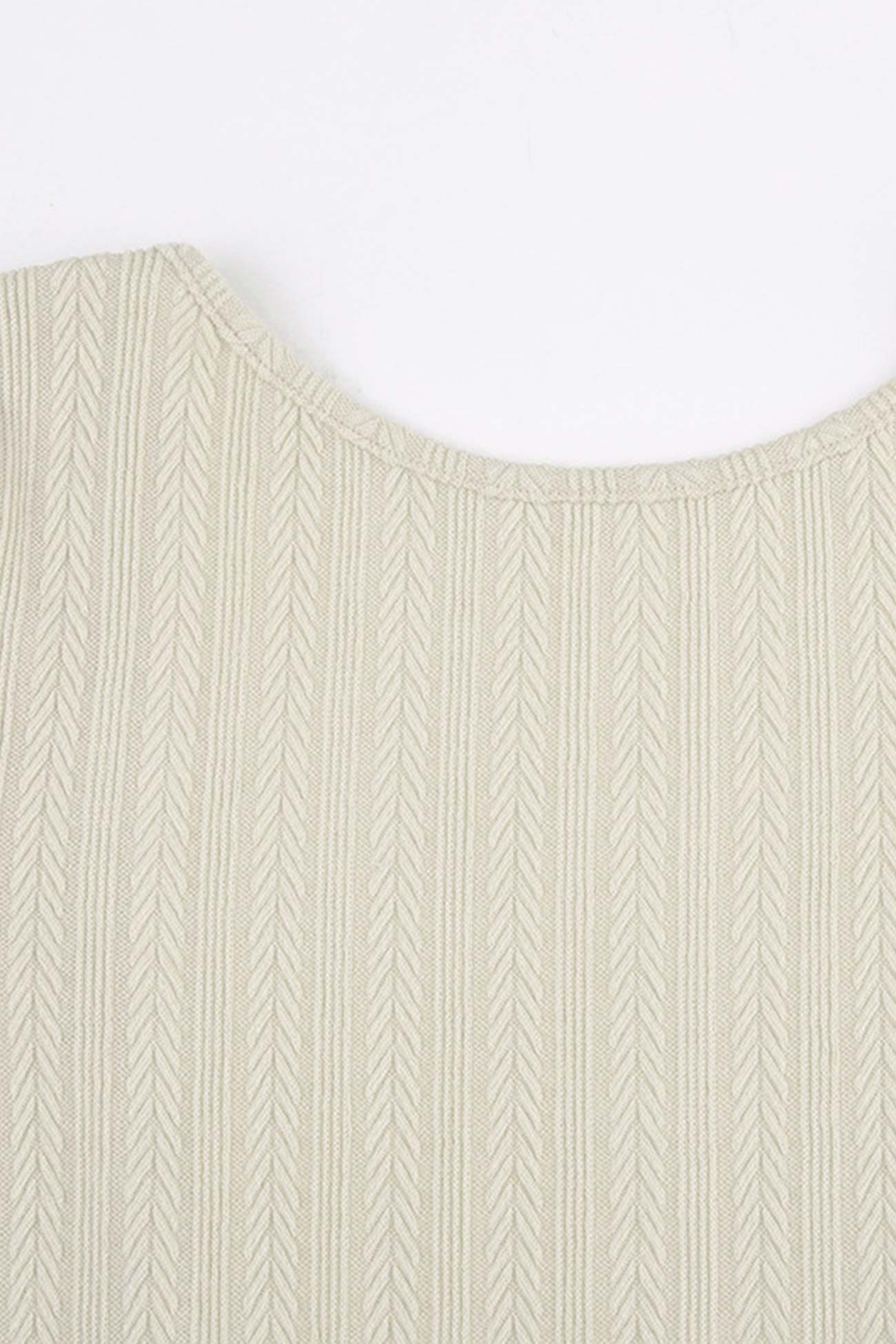 Women’s Sweater Dress - Cable Knit - Mini Length - Flared Sleeve - Fitted Silhouette