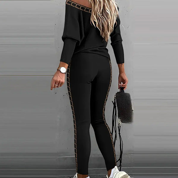 Noreen - Fashionable Women's Set with Blouse and Trousers