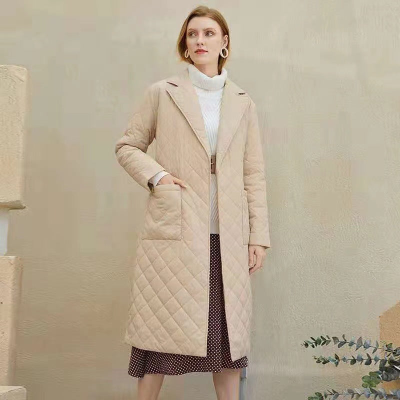 Women's diamond-shaped coat with waist tie