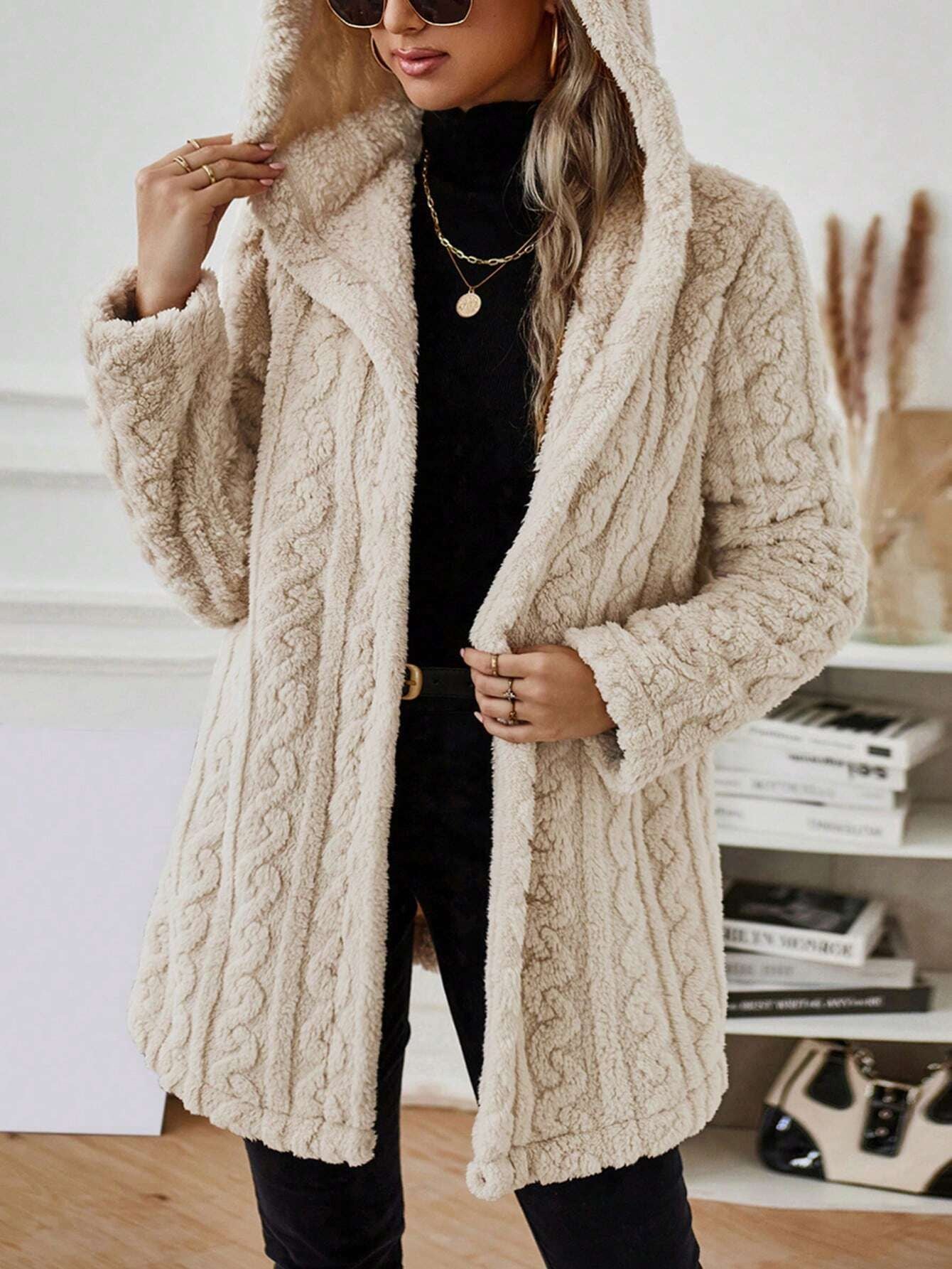 Women’s long-sleeved hooded twisted jacket for autumn/winter