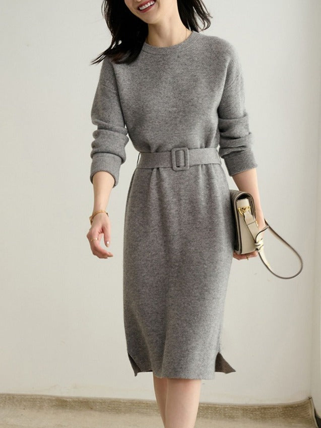 Knitted O-Neck Belted Dress