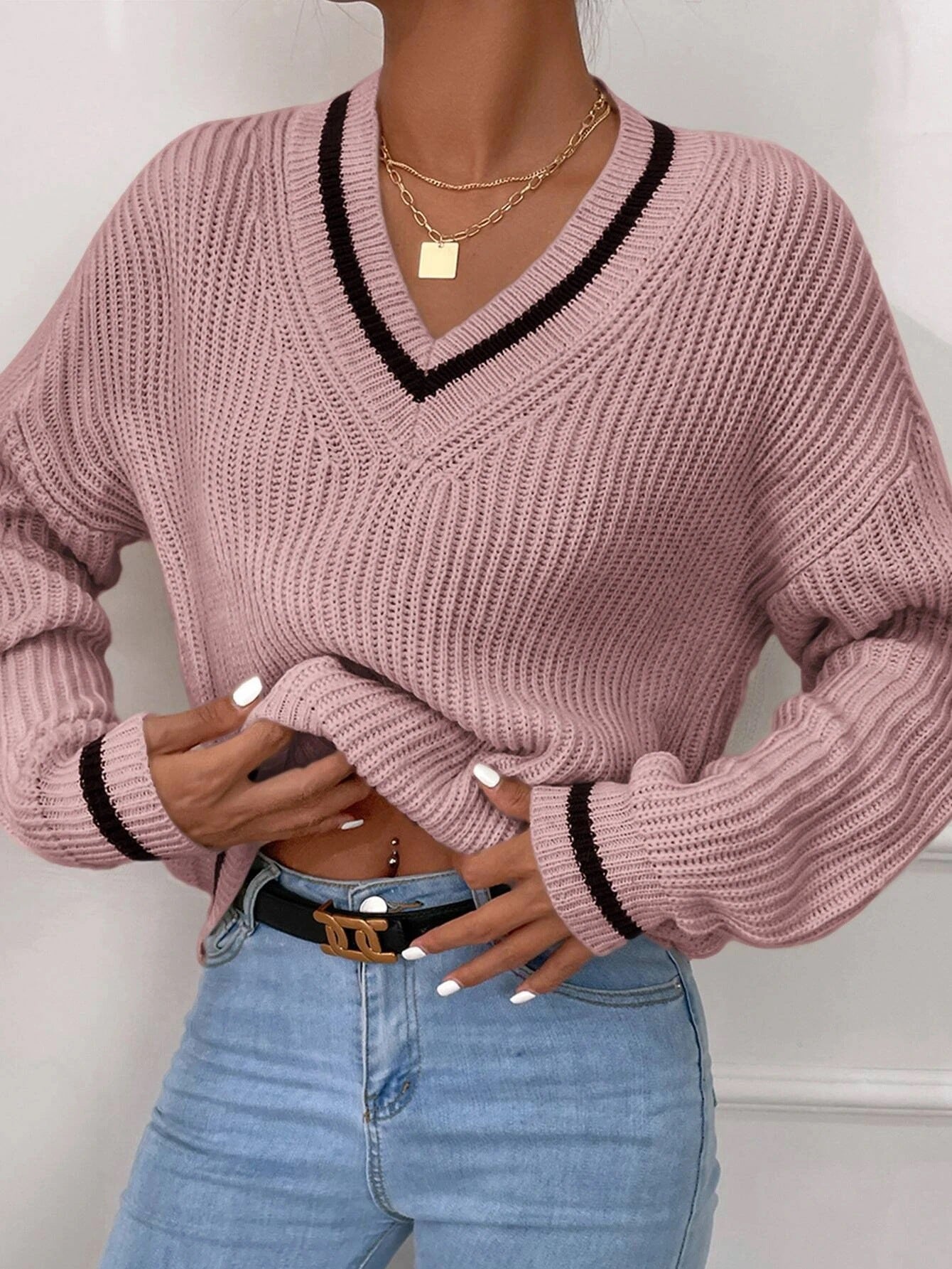Women's casual sweater with patchwork v-neck