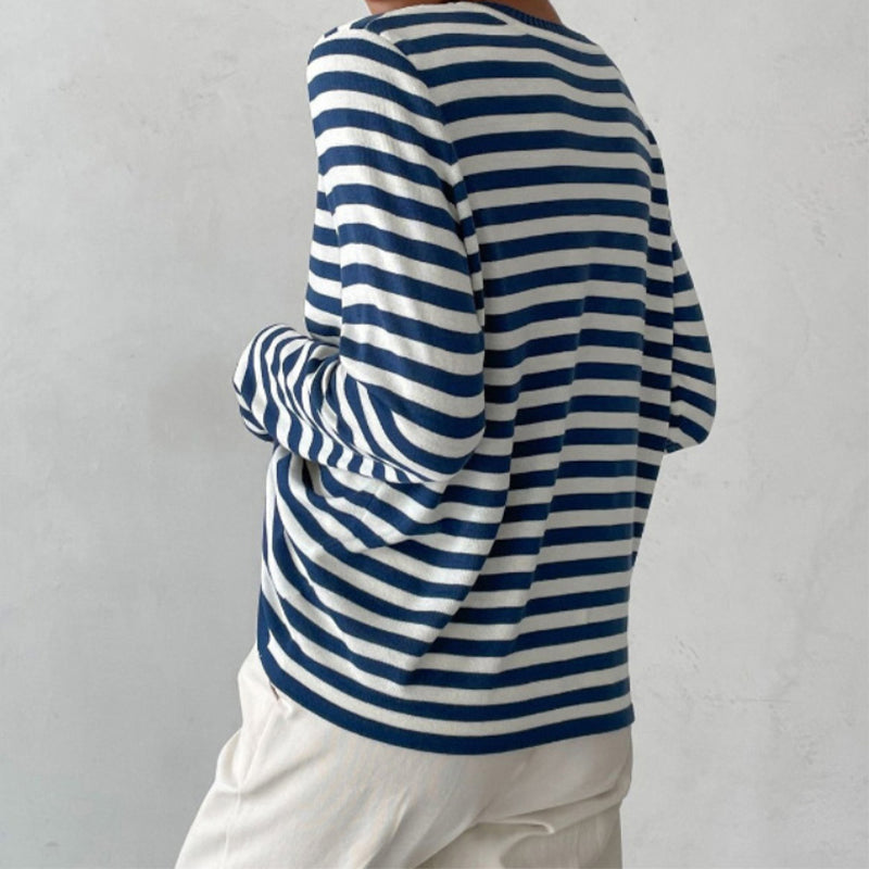 Women's round neck striped sweater