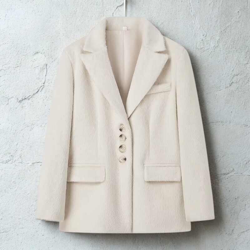 Women’s Blazer – Oversized Relaxed Fit – Plush Texture – Notched Lapel – Flap Pockets